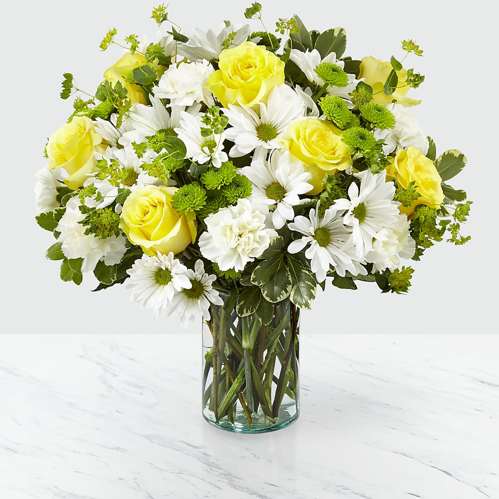 Happy Day Bouquet – SHAW'S, West Bridgewater MA