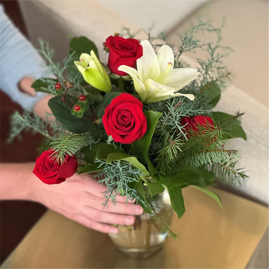 Glittering Lights Bouquet – SHAW'S, West Bridgewater MA