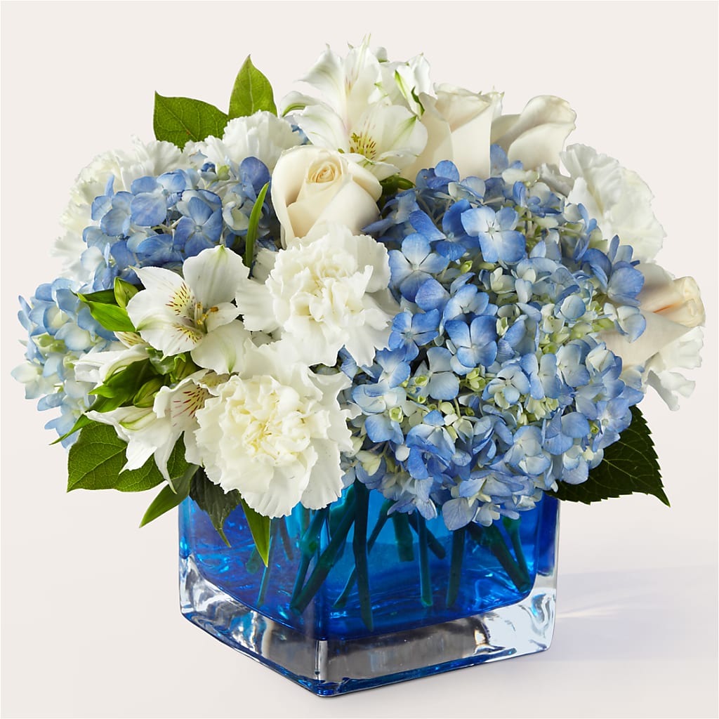 Soothing Waters Bouquet – SHAW'S, West Bridgewater MA