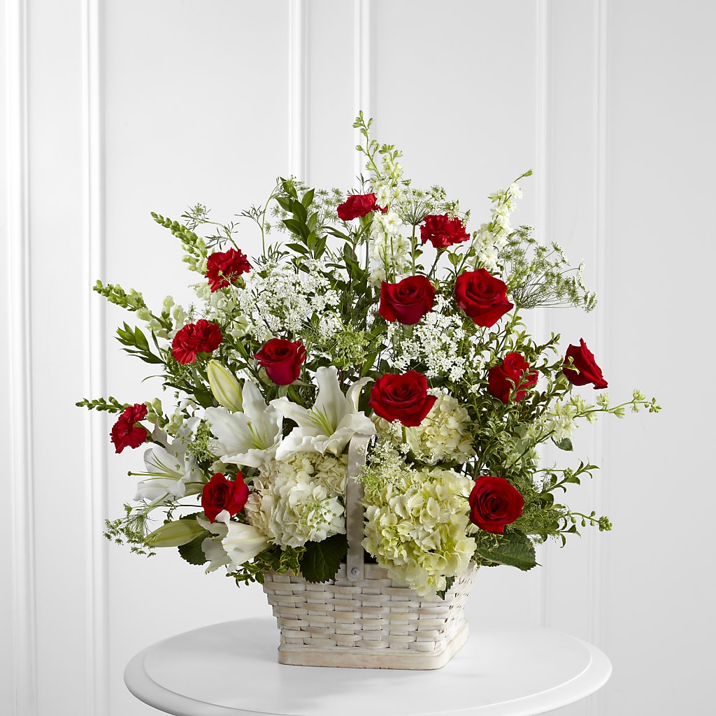 In Loving Memory Arrangement – SHAW'S, West Bridgewater MA