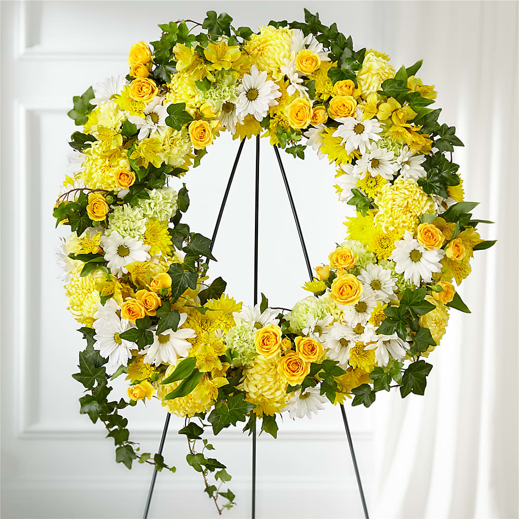 Golden Remembrance Wreath – SHAW'S, West Bridgewater MA