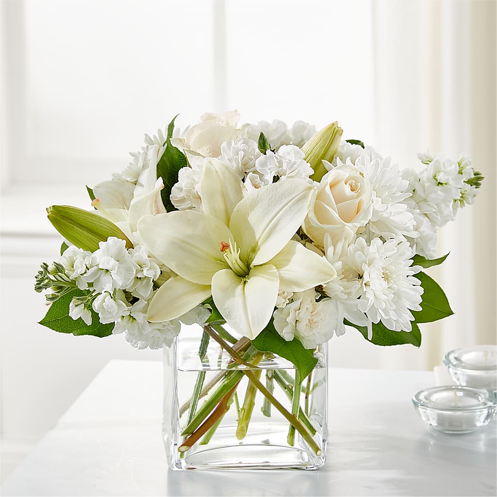 Gentle Breeze Bouquet – SHAW'S, West Bridgewater MA