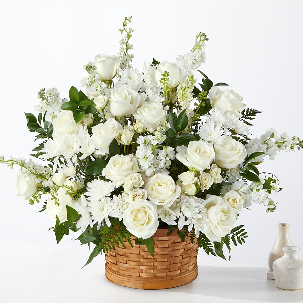 Heartfelt Condolences Arrangement – SHAW'S, West Bridgewater MA