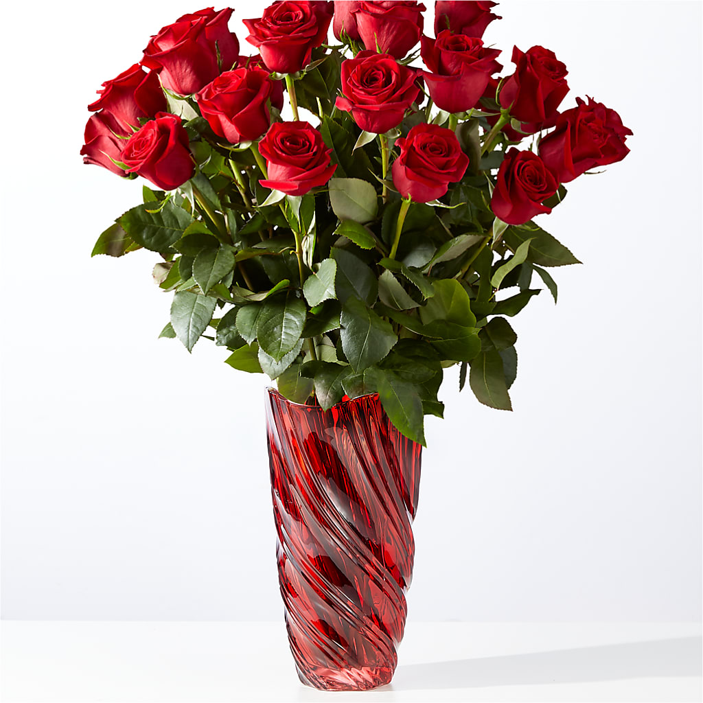 Classic Love Red Rose Bouquet with Luxe Swirl Vase – SHAW'S, West Bridgewater MA