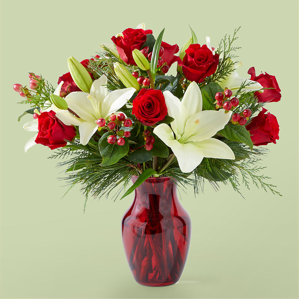 Evergreen Delight Bouquet – SHAW'S, West Bridgewater MA