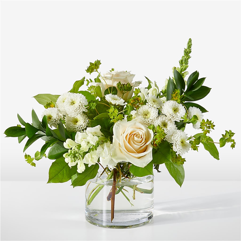 Hint of Vanilla Bouquet – SHAW'S, West Bridgewater MA