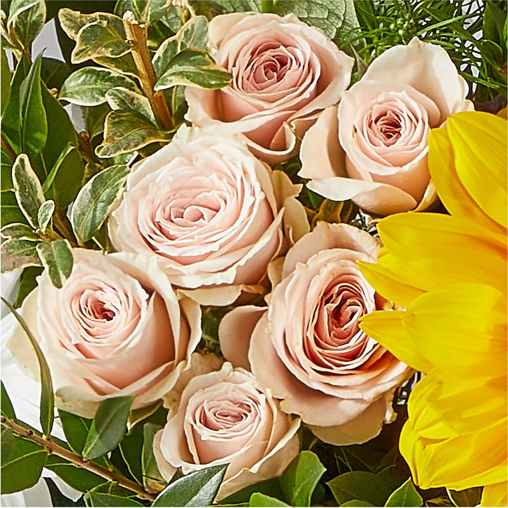 The Good Life Bouquet – SHAW'S, West Bridgewater MA