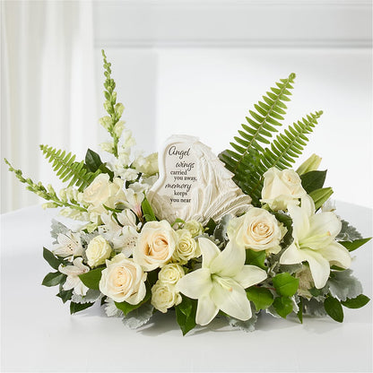 Holding You Close Arrangement – SHAW'S, West Bridgewater MA