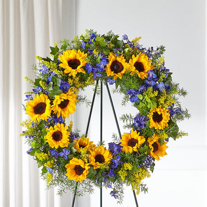 Bright Rays Wreath – SHAW'S, West Bridgewater MA