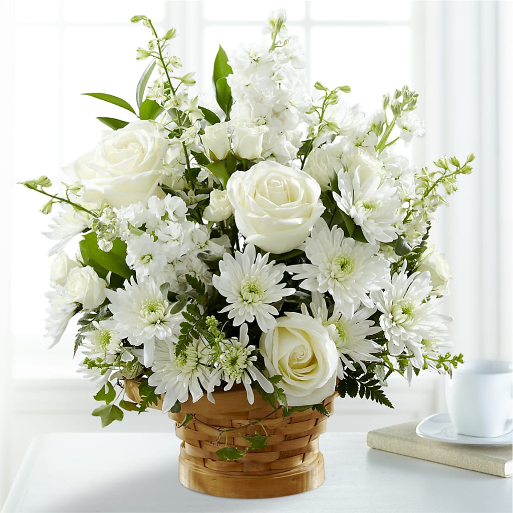 Heartfelt Condolences Arrangement – SHAW'S, West Bridgewater MA