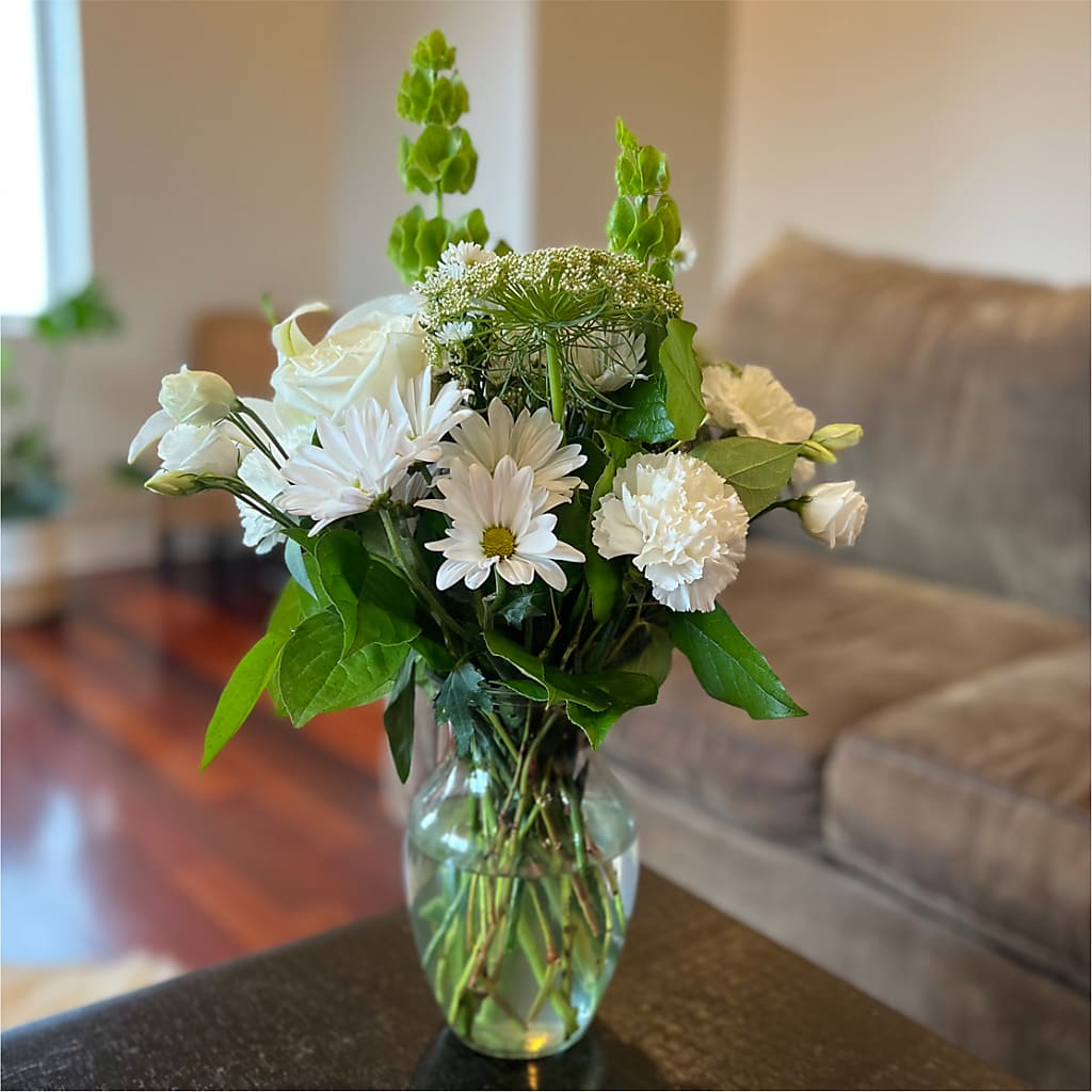 Classic Ivory – A Florist Original – SHAW'S, West Bridgewater MA