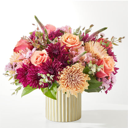 Berry Cobbler Bouquet with Ivory Vase – SHAW'S, West Bridgewater MA