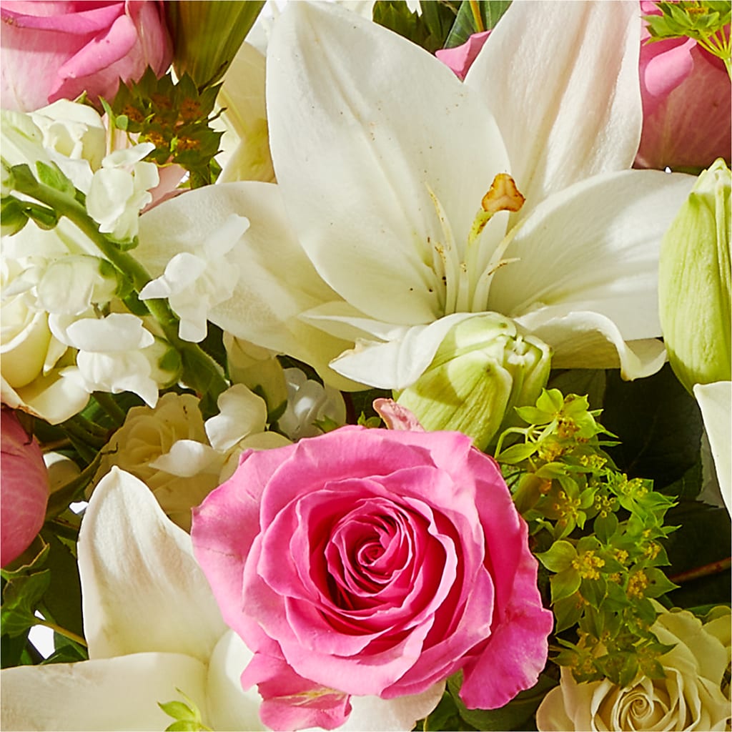 Fondly Bouquet – SHAW'S, West Bridgewater MA